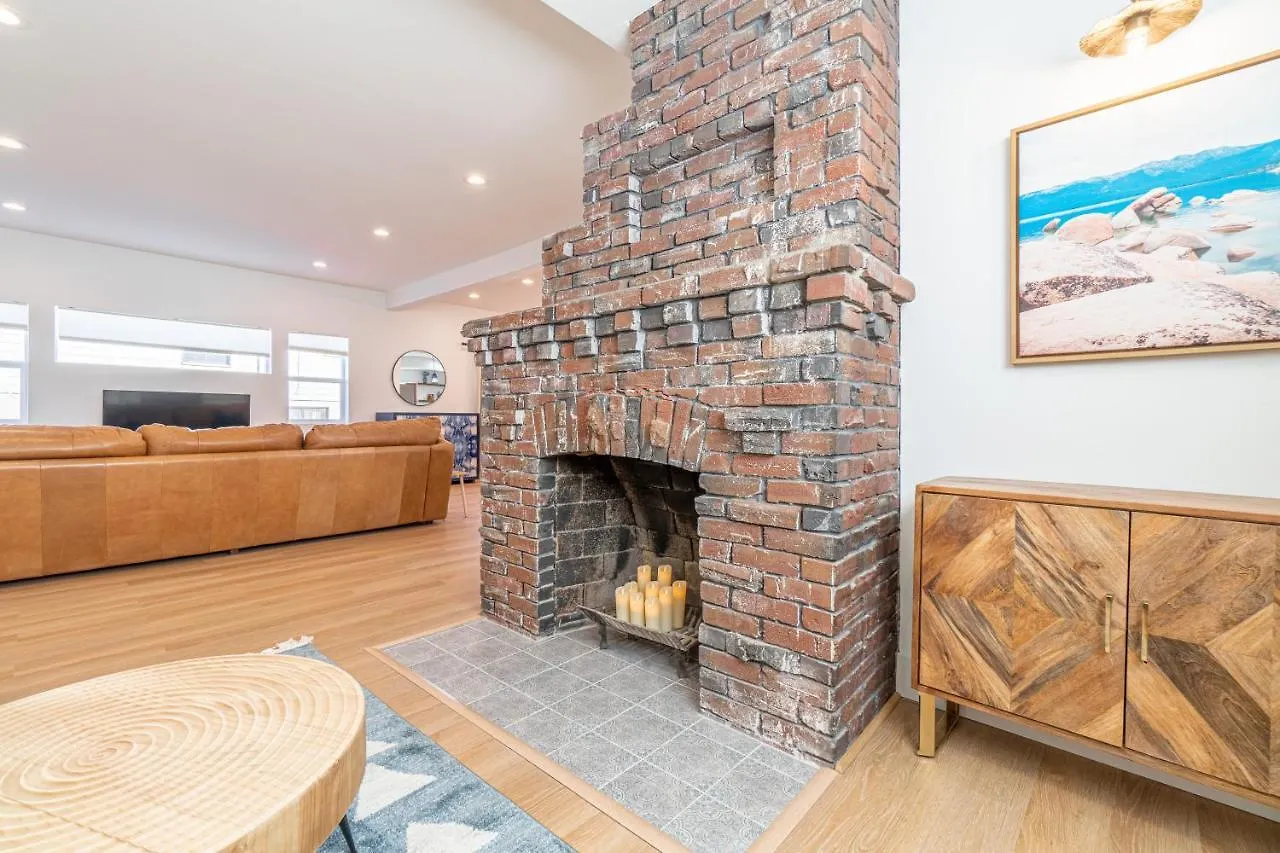 Luxury 4-Bed Home In Riverside Heights! Reno
